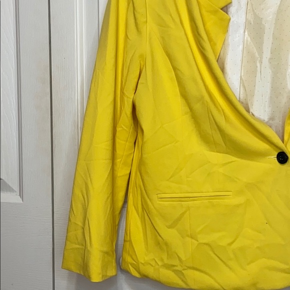 Bright Yellow Long Sleeve Blazer - Picture 3 of 8